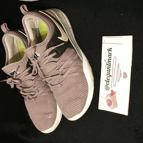 Nike Womens Free TR 7 Bionic 921061 200 Taupe Grey Training Shoe women size 7 - Picture 2 of 10